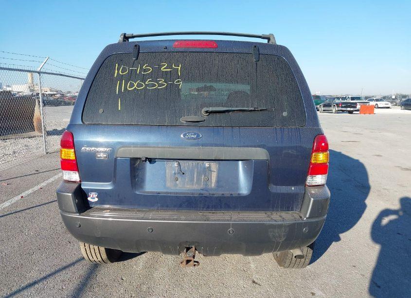 Photo 16 of 2004 Ford Escape XLT (VIN 1FMYU93154KB38266)