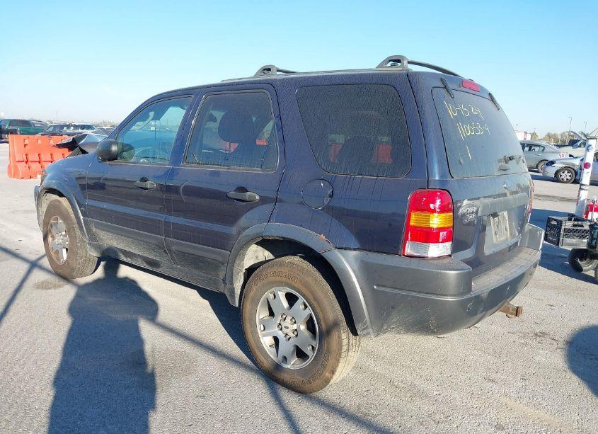 Photo 3 of 2004 Ford Escape XLT (VIN 1FMYU93154KB38266)