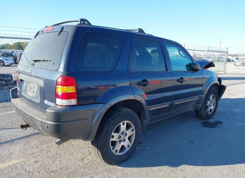 Photo 4 of 2004 Ford Escape XLT (VIN 1FMYU93154KB38266)