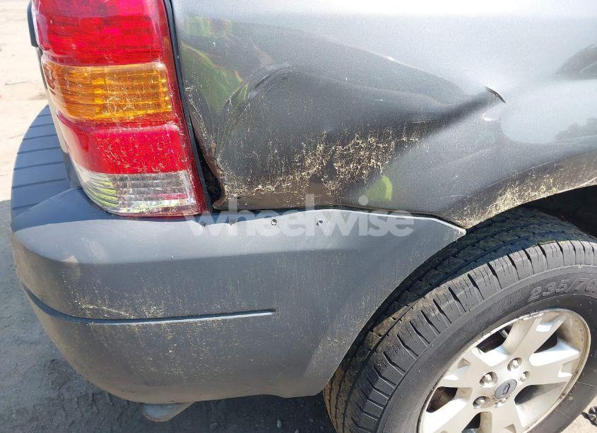 Photo 6 of 2005 Ford Escape XLT (VIN 1FMYU93155KA87661)