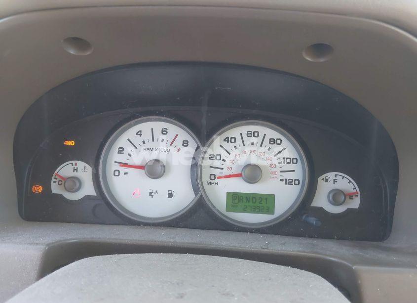 Photo 7 of 2005 Ford Escape XLT (VIN 1FMYU93155KC05319)