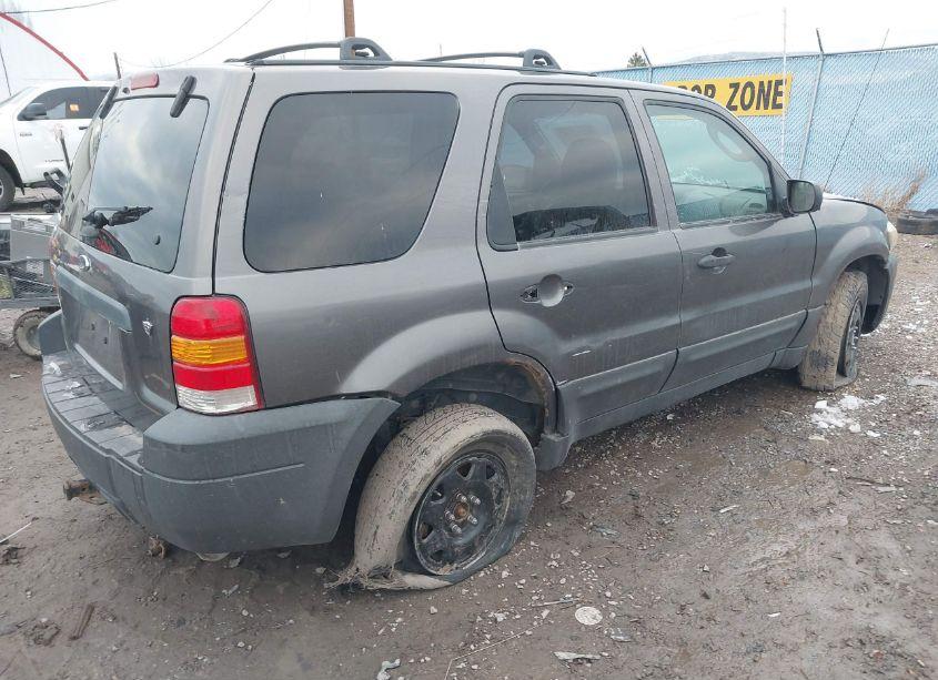 Photo 4 of 2006 Ford Escape XLT/XLT SPORT (VIN 1FMYU93156KA40468)