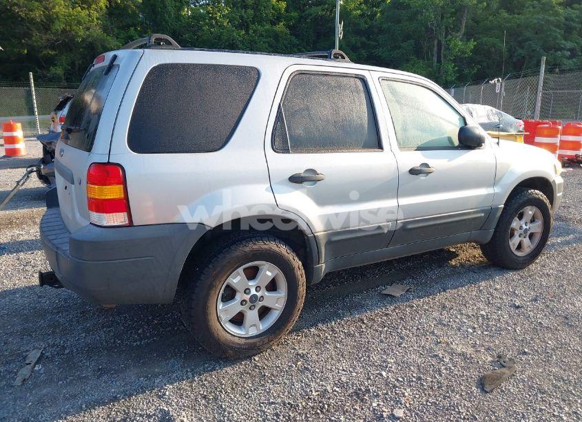 Photo 4 of 2006 Ford Escape XLT/XLT SPORT (VIN 1FMYU93156KD26045)