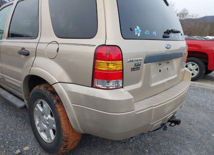 Photo 19 of 2007 Ford Escape XLT/XLT SPORT (VIN 1FMYU93157KA28385)