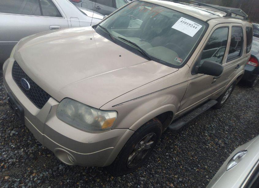 Photo 2 of 2007 Ford Escape XLT/XLT SPORT (VIN 1FMYU93157KA28385)