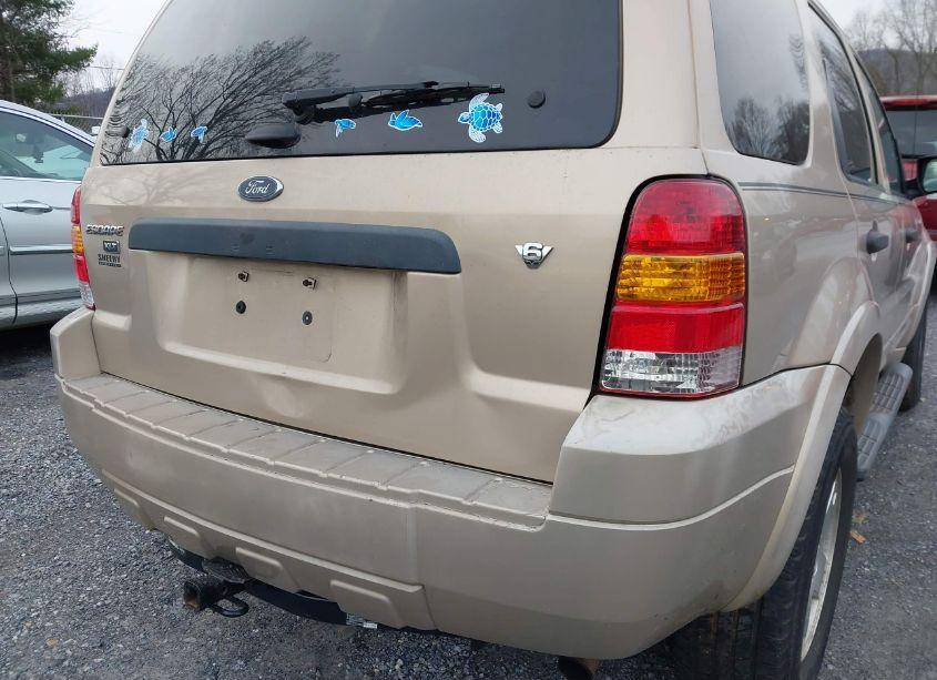 Photo 20 of 2007 Ford Escape XLT/XLT SPORT (VIN 1FMYU93157KA28385)