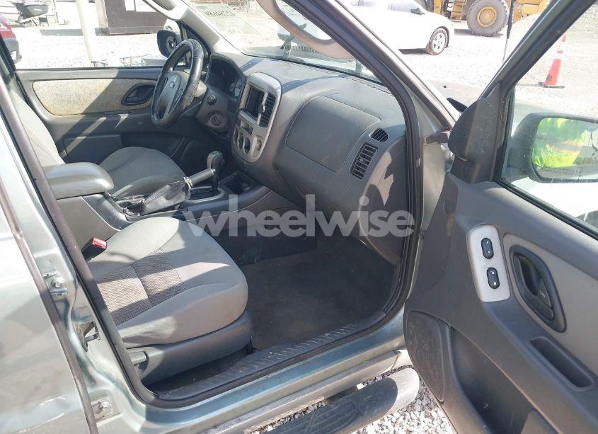 Photo 5 of 2007 Ford Escape XLT/XLT SPORT (VIN 1FMYU93157KC05680)
