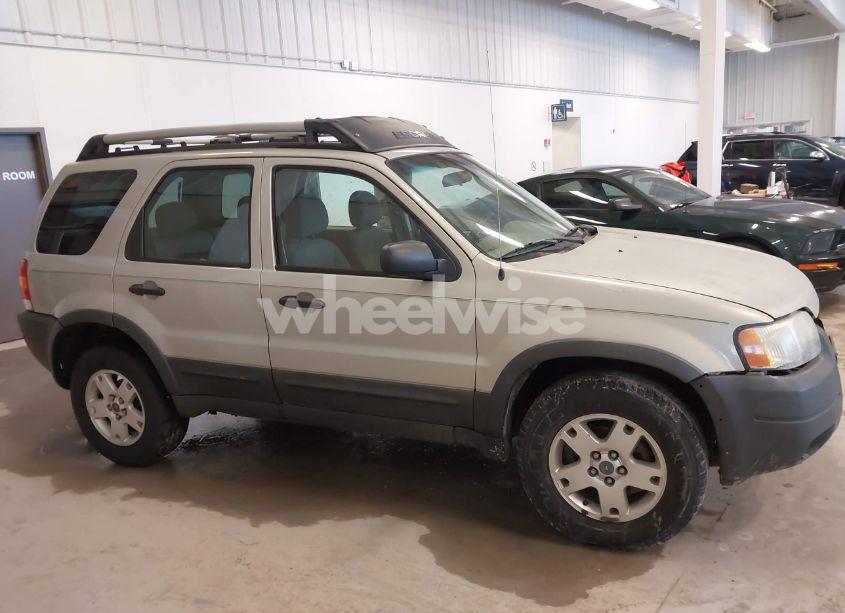 Photo 13 of 2004 Ford Escape XLT (VIN 1FMYU93164KB05521)