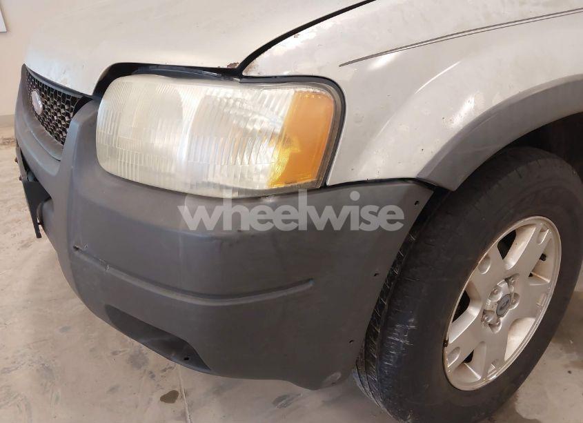 Photo 6 of 2004 Ford Escape XLT (VIN 1FMYU93164KB05521)