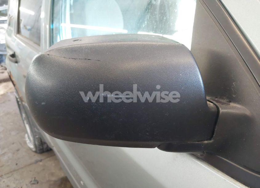 Photo 12 of 2005 Ford Escape XLT (VIN 1FMYU93165KA74210)