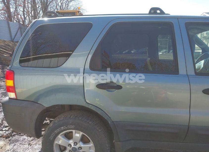 Photo 13 of 2006 Ford Escape XLT/XLT SPORT (VIN 1FMYU93166KA88481)