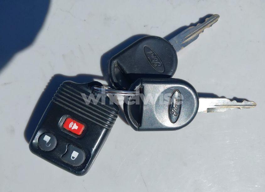 Photo 11 of 2006 Ford Escape XLT/XLT SPORT (VIN 1FMYU93166KB18305)