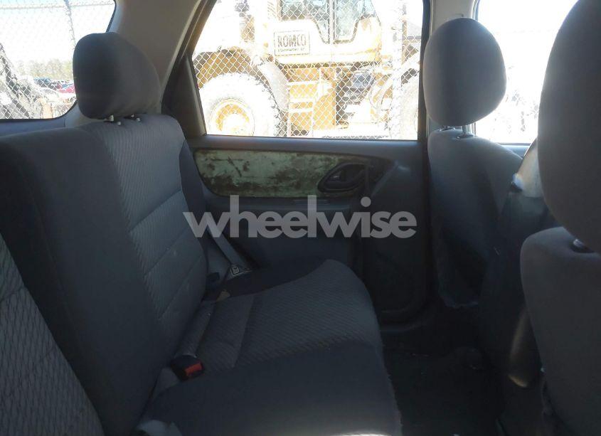 Photo 8 of 2003 Ford Escape XLT (VIN 1FMYU93173KB11200)