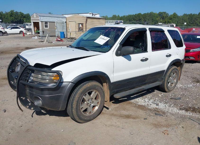 Photo 2 of 2005 Ford Escape XLT (VIN 1FMYU93175KA14808)