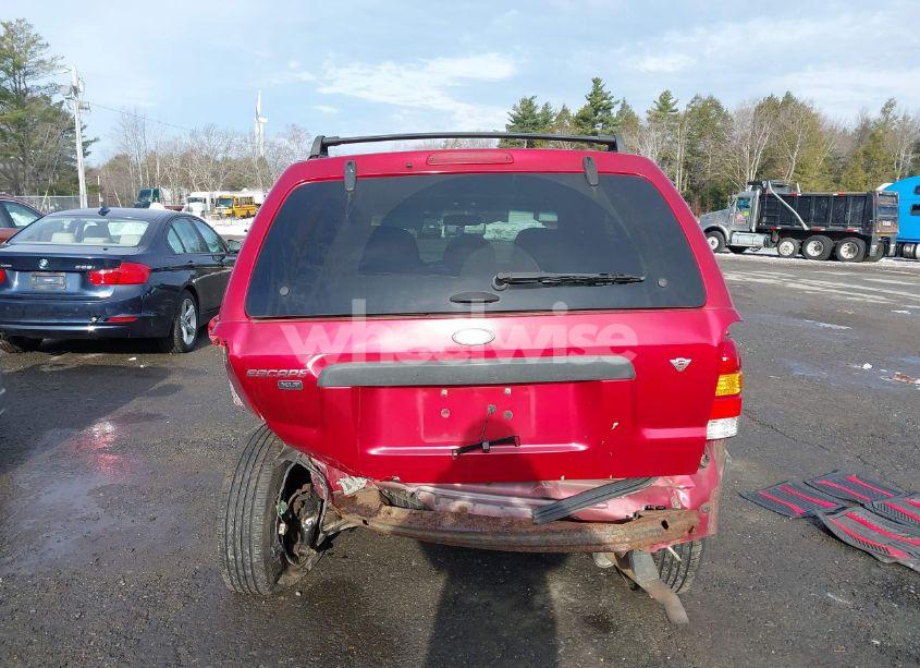 Photo 16 of 2005 Ford Escape XLT (VIN 1FMYU93175KD62432)