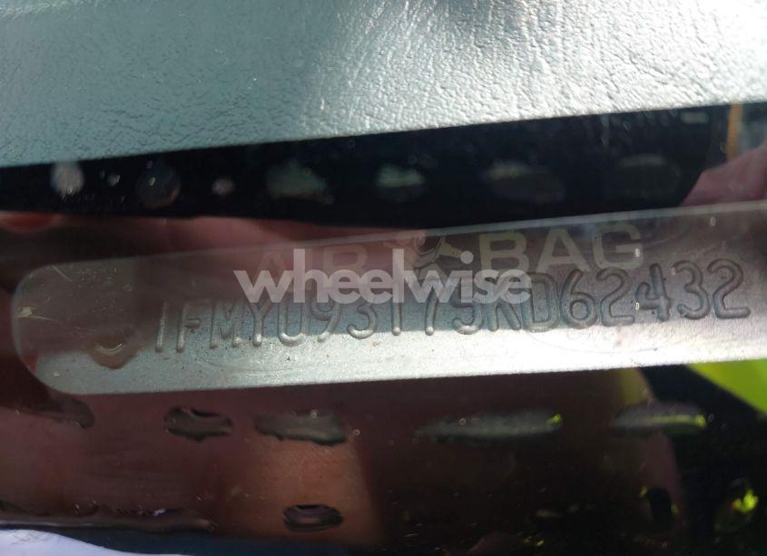 Photo 9 of 2005 Ford Escape XLT (VIN 1FMYU93175KD62432)