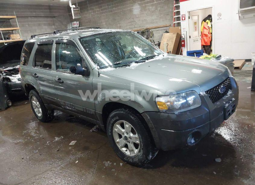 2006 Ford Escape (VIN 1FMYU93176KD26077) main photo