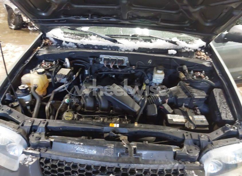 Photo 10 of 2006 Ford Escape (VIN 1FMYU93176KD26077)