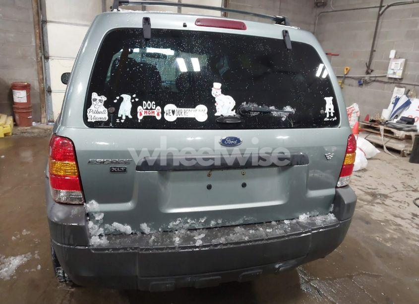 Photo 16 of 2006 Ford Escape (VIN 1FMYU93176KD26077)