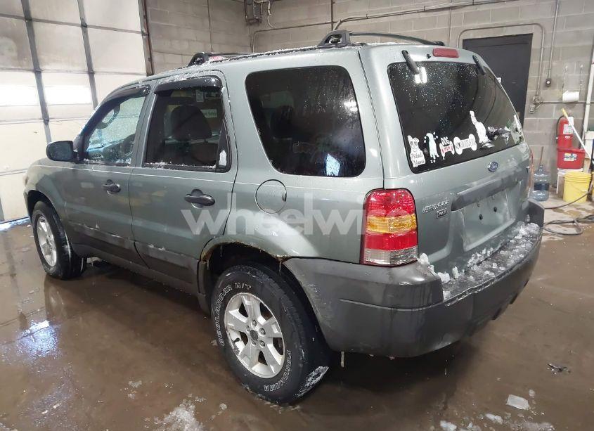 Photo 3 of 2006 Ford Escape (VIN 1FMYU93176KD26077)