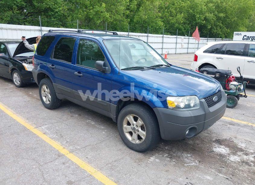 2007 Ford Escape XLT/XLT SPORT (VIN 1FMYU93177KA02872) main photo