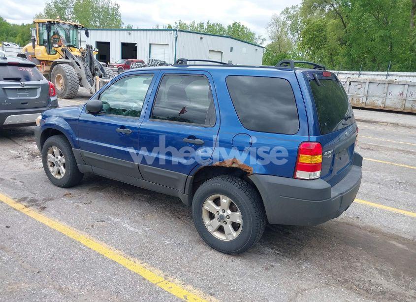 Photo 3 of 2007 Ford Escape XLT/XLT SPORT (VIN 1FMYU93177KA02872)