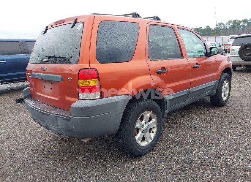 Photo 4 of 2007 Ford Escape XLT/XLT SPORT (VIN 1FMYU93177KA38867)