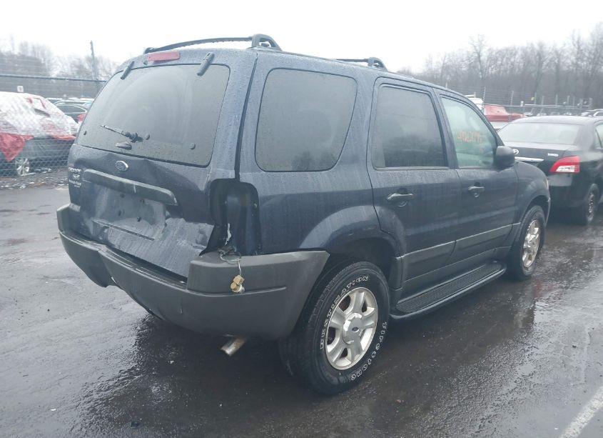 Photo 4 of 2004 Ford Escape XLT (VIN 1FMYU93184DA08714)