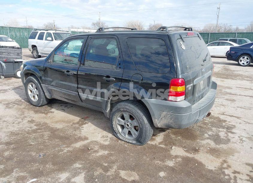Photo 3 of 2005 Ford Escape XLT (VIN 1FMYU93185KB05313)
