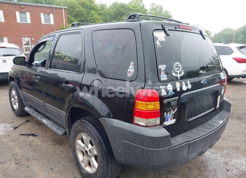 Photo 3 of 2007 Ford Escape XLT/XLT SPORT (VIN 1FMYU93187KA04307)