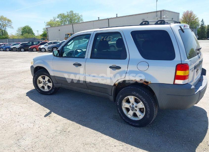 Photo 3 of 2007 Ford Escape XLT/XLT SPORT (VIN 1FMYU93187KA96812)