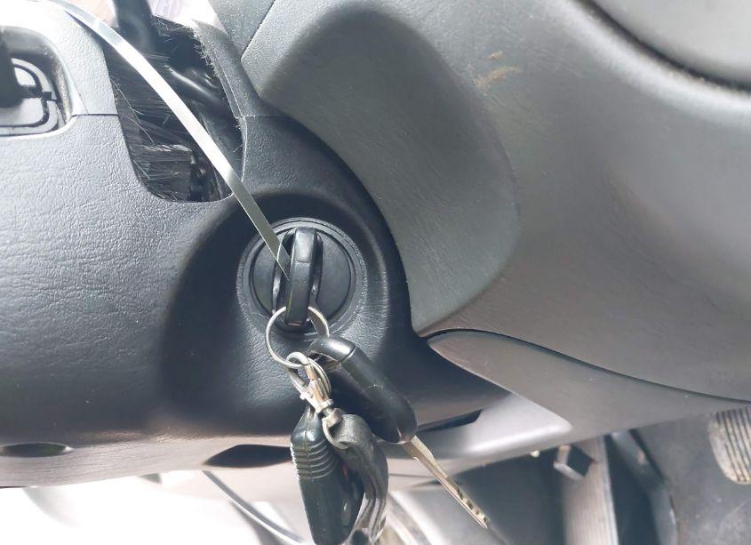 Photo 11 of 2003 Ford Escape XLT (VIN 1FMYU93193KA22258)