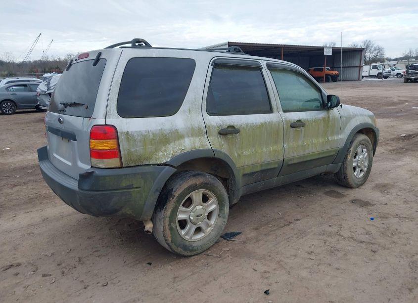 Photo 4 of 2003 Ford Escape XLT (VIN 1FMYU93193KA22258)