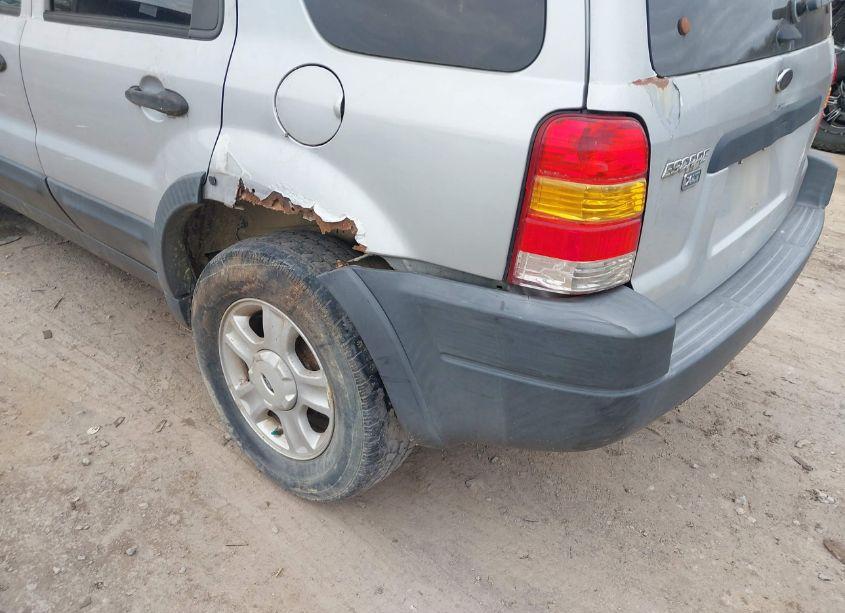 Photo 6 of 2003 Ford Escape XLT (VIN 1FMYU93193KA22258)