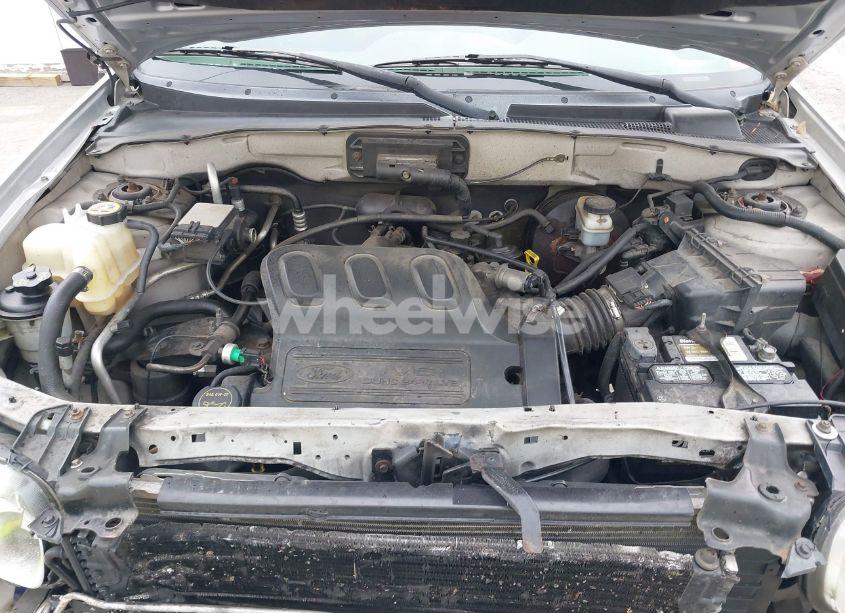 Photo 10 of 2003 Ford Escape XLT (VIN 1FMYU93193KC76018)