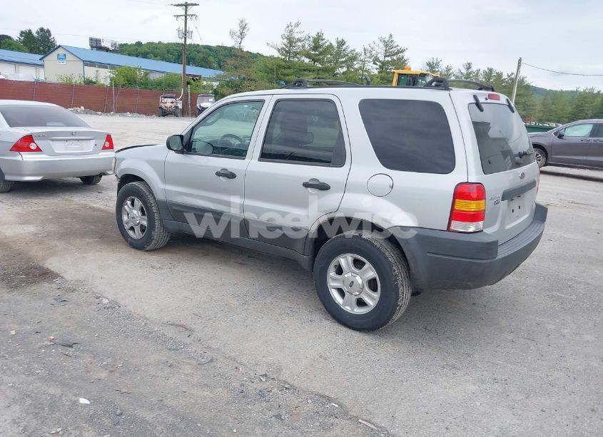 Photo 3 of 2003 Ford Escape XLT (VIN 1FMYU93193KC76018)