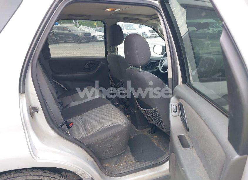 Photo 8 of 2003 Ford Escape XLT (VIN 1FMYU93193KC76018)