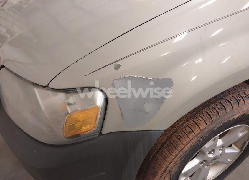 Photo 12 of 2005 Ford Escape XLT (VIN 1FMYU93195KC96160)