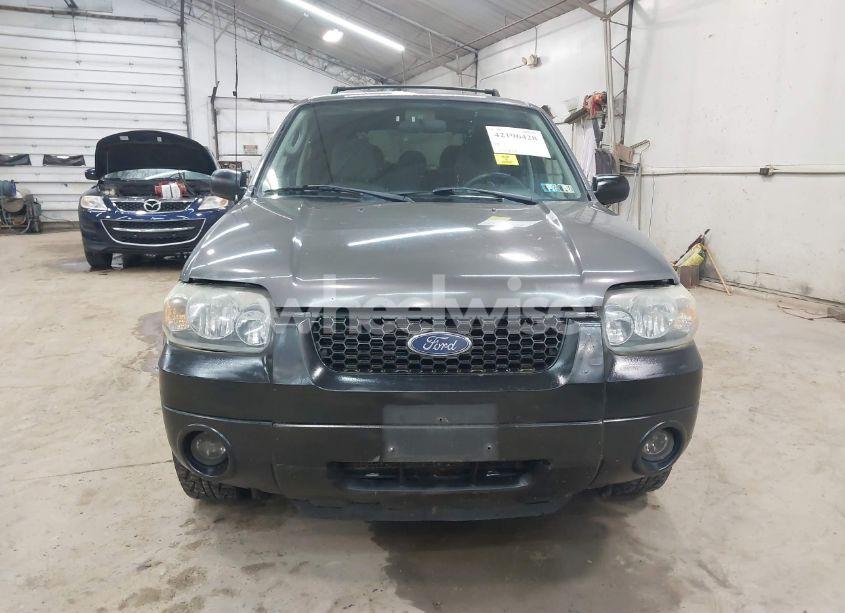 Photo 6 of 2006 Ford Escape XLT/XLT SPORT (VIN 1FMYU93196KC43833)