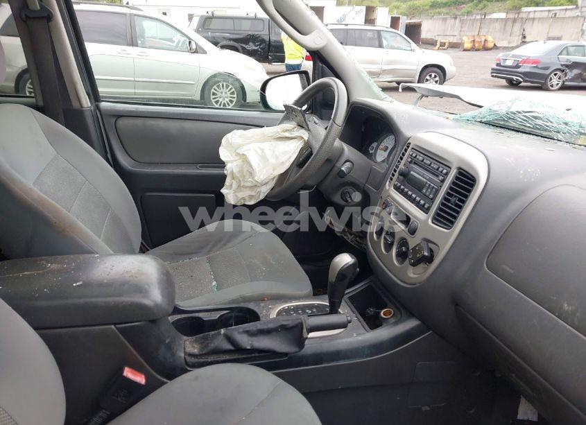 Photo 5 of 2007 Ford Escape XLT/XLT SPORT (VIN 1FMYU93197KA39468)