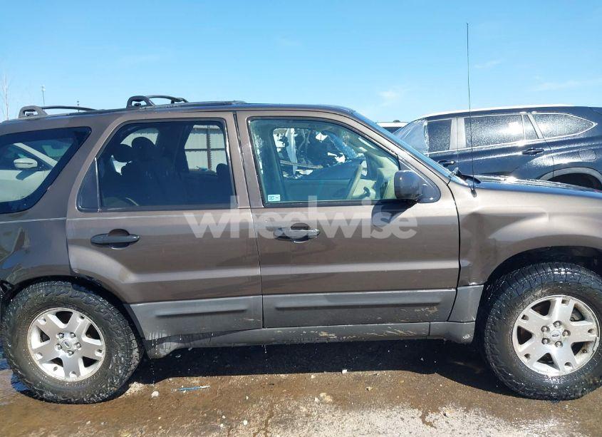 Photo 13 of 2007 Ford Escape XLT/XLT SPORT (VIN 1FMYU93197KB68777)