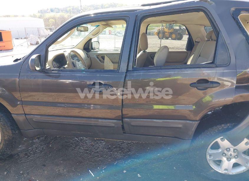 Photo 14 of 2007 Ford Escape XLT/XLT SPORT (VIN 1FMYU93197KB68777)