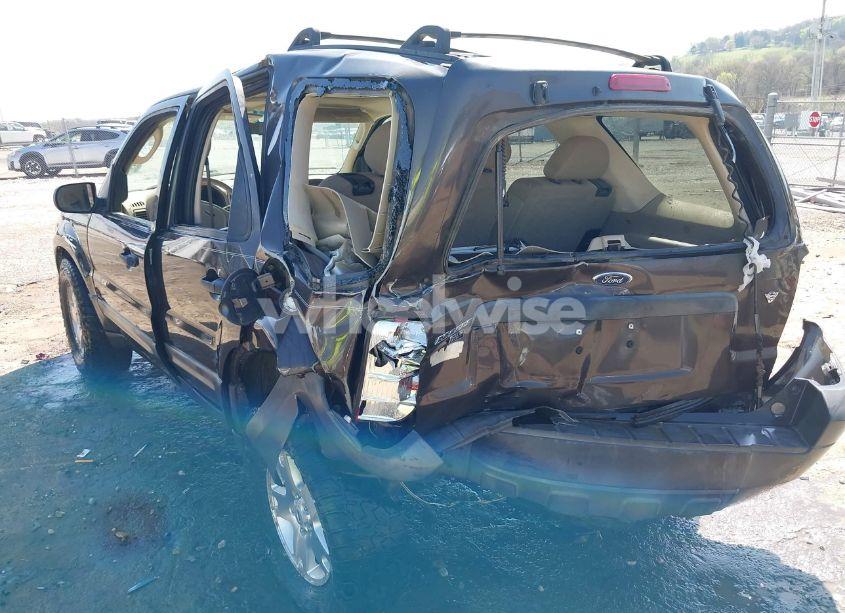 Photo 3 of 2007 Ford Escape XLT/XLT SPORT (VIN 1FMYU93197KB68777)