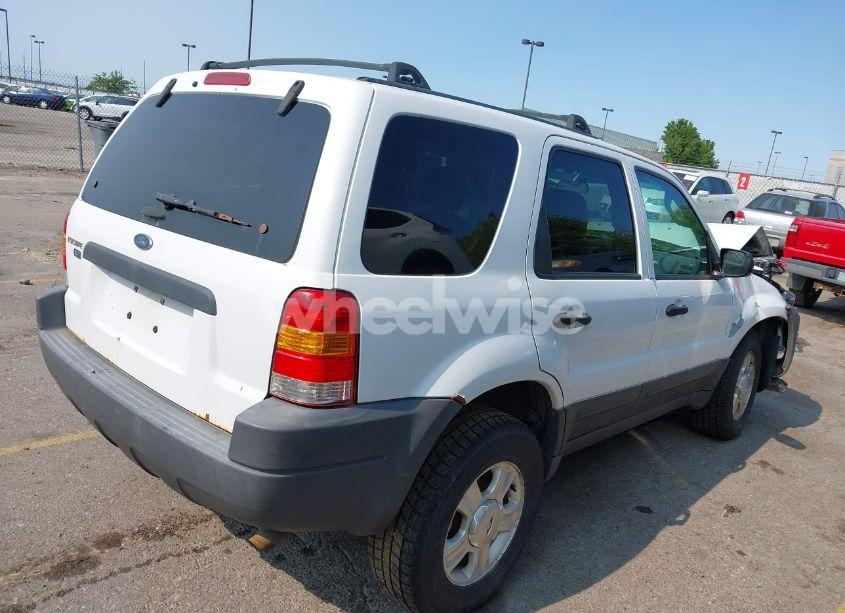 Photo 4 of 2004 Ford Escape XLT (VIN 1FMYU931X4DA16796)