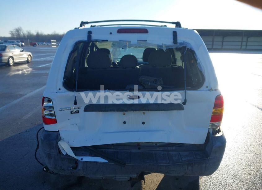Photo 6 of 2005 Ford Escape XLT (VIN 1FMYU931X5KA84738)
