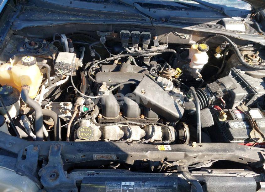 Photo 10 of 2005 Ford Escape XLT (VIN 1FMYU931X5KB23022)