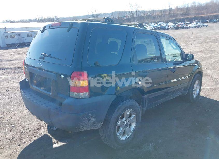 Photo 4 of 2005 Ford Escape XLT (VIN 1FMYU931X5KB23022)