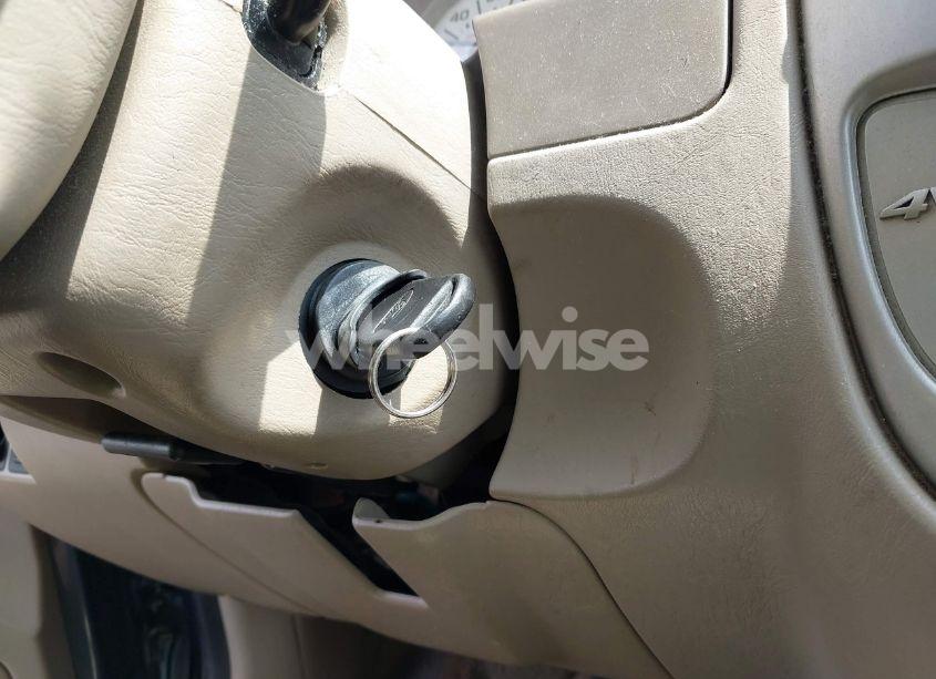 Photo 11 of 2005 Ford Escape XLT (VIN 1FMYU931X5KD73487)