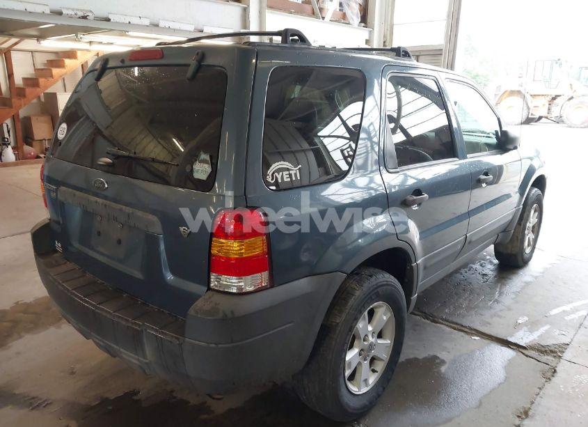 Photo 4 of 2005 Ford Escape XLT (VIN 1FMYU931X5KD73487)