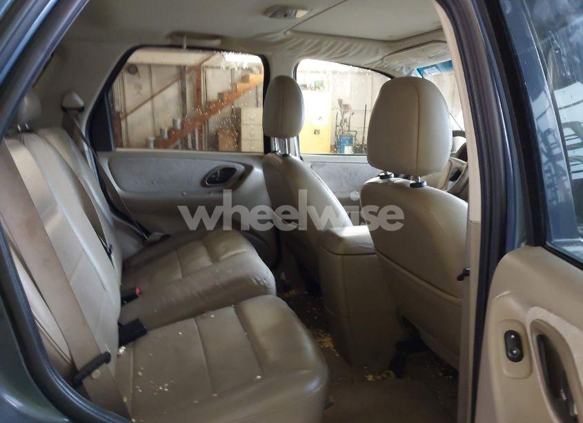 Photo 8 of 2005 Ford Escape XLT (VIN 1FMYU931X5KD73487)